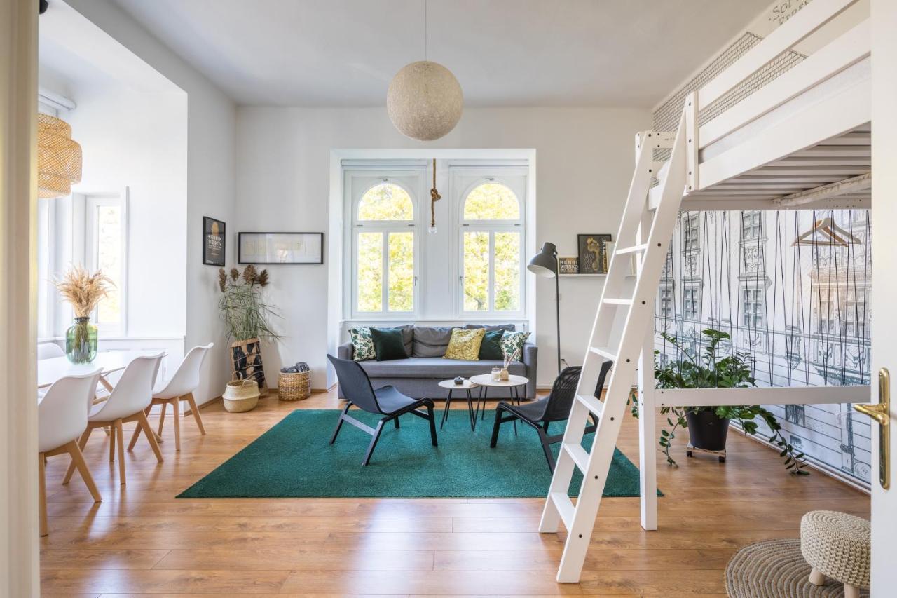 Goger Apartman Sopron Esterno foto