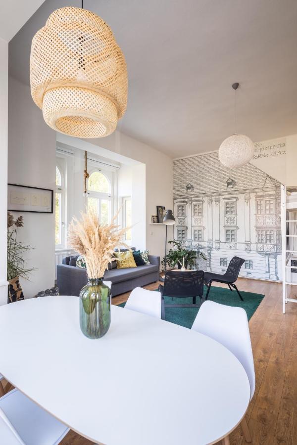 Goger Apartman Sopron Esterno foto